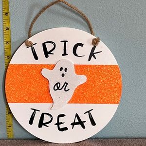 Halloween trick or treat front door sign